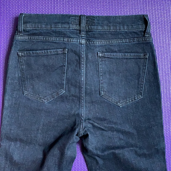 Draper James High Waisted Denim Flare Jeans | EUC Size 26 - Picture 5 of 8